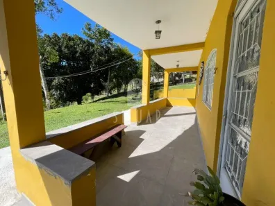 Fazenda / Sítio / Chácara com 2 Quartos à venda, 3750m² no , Juquitiba