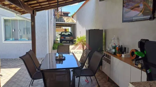Casa de Condomínio com 3 Quartos para alugar, 120m² no Várzea das Moças, Niterói