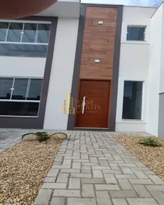 Sobrado com 3 Quartos à venda, 100m² no Meia Praia, Navegantes
