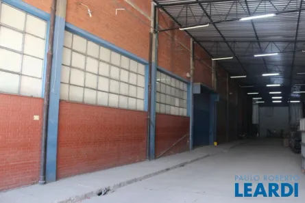 Galpão / Depósito / Armazém para alugar, 2830m² no Presidente Altino, Osasco