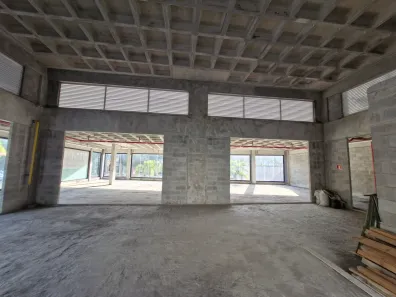Galpão / Depósito / Armazém à venda, 320m² no Jacarepaguá, Rio de Janeiro