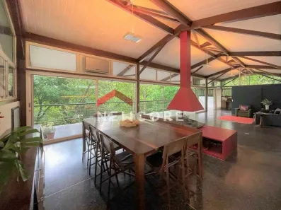 Casa de Condomínio com 6 Quartos à venda, 380m² no Chácara do Refúgio, Carapicuíba
