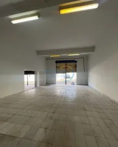 Galpão / Depósito / Armazém para alugar, 95m² no Centro, Londrina