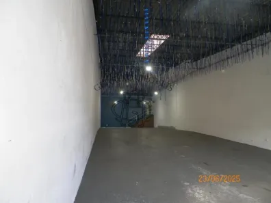 Galpão / Depósito / Armazém para alugar, 300m² no km 18, Osasco