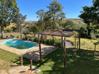 Fazenda / Sítio / Chácara com 5 Quartos à venda, 75000m² no Planaltina, Brasília