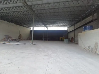Galpão / Depósito / Armazém para alugar, 1250m² no Olinda, Nilópolis