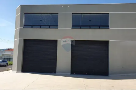 Galpão / Depósito / Armazém para alugar, 225m² no Jardim Europa, Jaguariúna