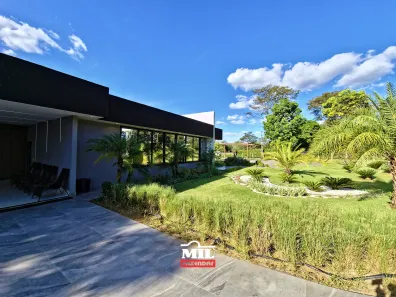 Casa de Condomínio com 3 Quartos à venda, 351m² no , Hidrolândia