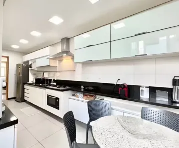 Apartamento com 2 Quartos à venda, 49m² no Capão Raso, Curitiba
