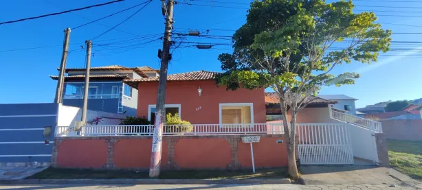 Casa de Condomínio com 3 Quartos para alugar, 122m² no Ogiva, Cabo Frio