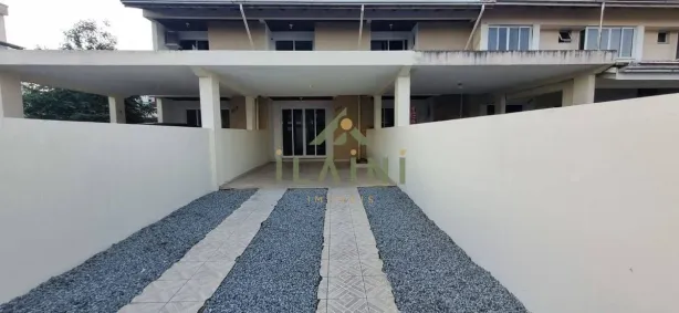 Sobrado com 2 Quartos para alugar, 150m² no Centro, Camboriú