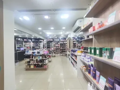 Loja / Salão / Ponto Comercial à venda, 45m² no Copacabana, Rio de Janeiro