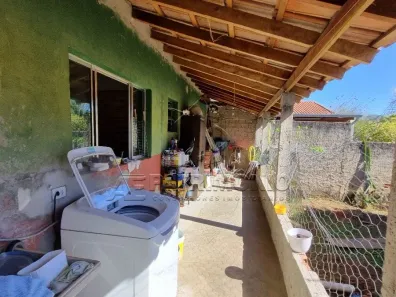 Fazenda / Sítio / Chácara com 2 Quartos à venda, 200m² no Jd Master, Araçoiaba da Serra