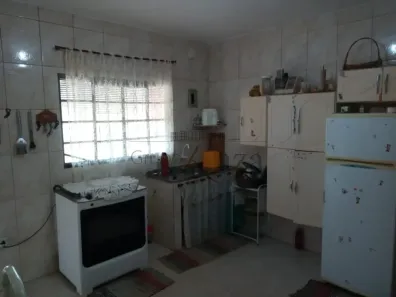Fazenda / Sítio / Chácara com 5 Quartos para alugar, 300m² no Toca do Leitao, Santa Branca