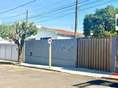 Sobrado com 2 Quartos à venda, 132m² no Centro, Araraquara