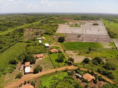 Fazenda / Sítio / Chácara com 3 Quartos à venda, 124000000m² no Centro, Campo Maior