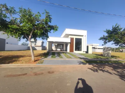 Casa de Condomínio com 3 Quartos à venda, 151m² no Terras Alpha Residencial 1, Senador Canedo