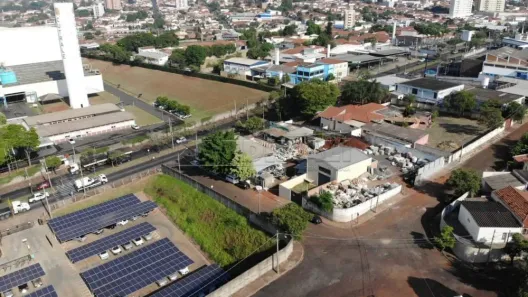Galpão / Depósito / Armazém para alugar, 160m² no Parque Alvorada, Araraquara
