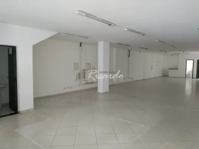 Loja / Salão / Ponto Comercial para alugar, 243m² no Vila Cascata, Arapongas