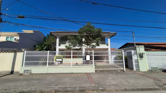 Casa com 5 Quartos à venda, 386m² no Itaipu, Niterói
