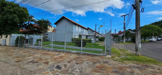 Sobrado com 2 Quartos à venda, 86m² no Hípica, Porto Alegre