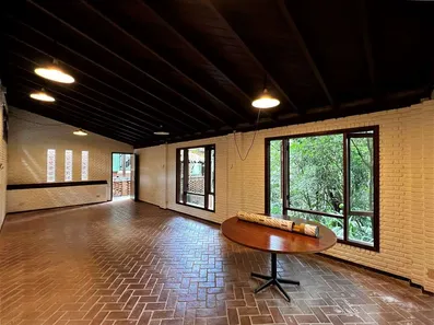 Fazenda / Sítio / Chácara com 3 Quartos para venda ou aluguel, 271m² no Taboleiro Verde, Cotia