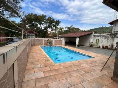 Fazenda / Sítio / Chácara com 5 Quartos à venda, 236m² no Jardim Itapema, Guararema