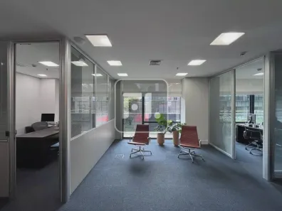 Conjunto Comercial / Sala para alugar, 145m² no Vila São Francisco (Zona Sul), São Paulo