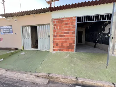 Casa com 4 Quartos à venda, 150m² no Santa Maria, Brasília