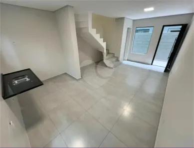 Casa de Vila com 2 Quartos para alugar, 58m² no Vila São Paulo, Mogi das Cruzes