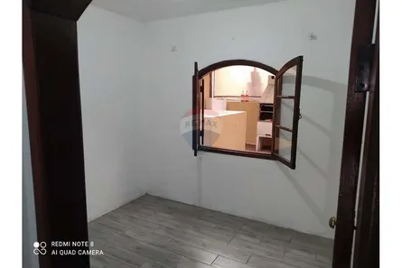 Sobrado com 2 Quartos para alugar, 220m² no Vila Flórida, Mauá