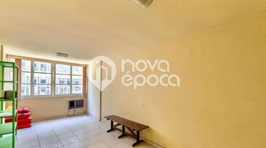 Kitnet com 1 Quarto à venda, 39m² no Centro, Niterói