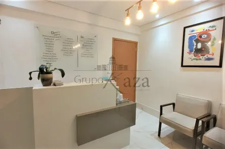 Conjunto Comercial / Sala para alugar, 76m² no Centro, Jacareí