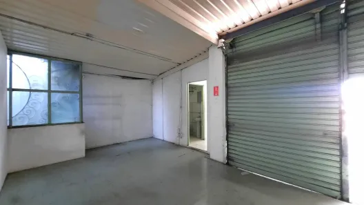 Galpão / Depósito / Armazém para alugar, 170m² no São Vitor, Americana
