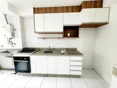 Apartamento com 2 Quartos para alugar, 60m² no Jardim Tupanci, Barueri