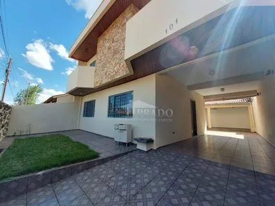 Sobrado com 4 Quartos à venda, 205m² no Centro, Ibiporã