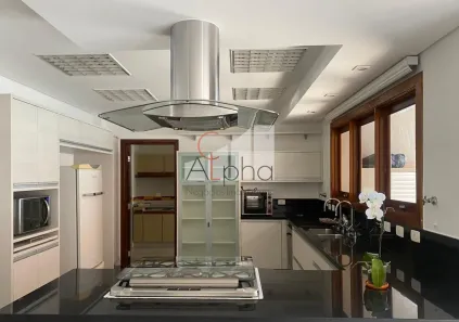 Sobrado com 5 Quartos para venda ou aluguel, 800m² no Alphaville, Santana de Parnaíba