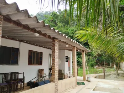 Fazenda / Sítio / Chácara com 2 Quartos à venda, 1500m² no , Mongaguá