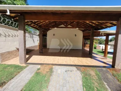 Fazenda / Sítio / Chácara com 4 Quartos à venda, 250m² no Estância Lago Azul (Ártemis), Piracicaba