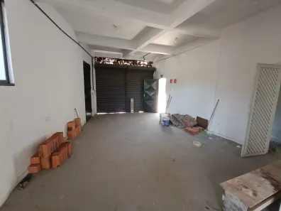 Galpão / Depósito / Armazém à venda, 400m² no Vila Sul Americana, Carapicuíba