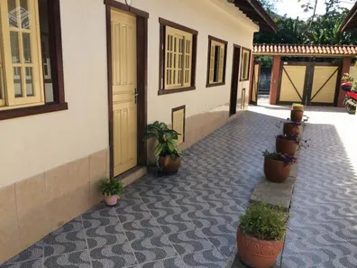 Casa de Vila com 2 Quartos para alugar, 35m² no Serra Grande, Niterói