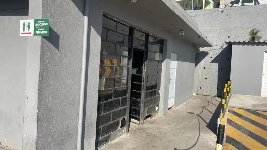 Loja / Salão / Ponto Comercial para alugar, 30m² no Colubande, São Gonçalo