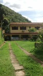 Fazenda / Sítio / Chácara com 14 Quartos à venda, 15000m² no Santo Antônio, Duque de Caxias