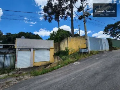 Galpão / Depósito / Armazém à venda, 820m² no Santa Nely, Campo Largo