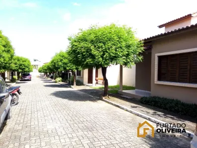 Casa de Condomínio com 2 Quartos para alugar, 56m² no Itapoã, Caucaia