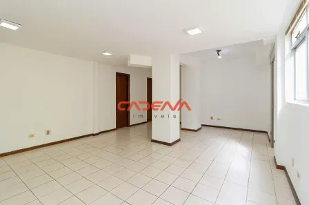 Conjunto Comercial / Sala para alugar, 50m² no Bacacheri, Curitiba
