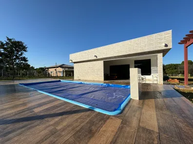 Casa de Condomínio com 3 Quartos à venda, 150m² no Centro, Aragoiânia