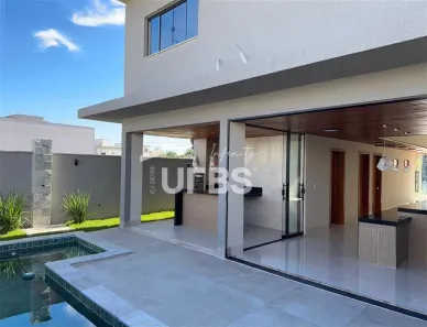 Sobrado com 4 Quartos à venda, 220m² no Jardins Capri, Senador Canedo