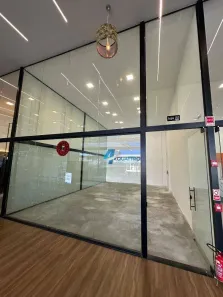 Loja / Salão / Ponto Comercial para alugar, 56m² no Chácara Manella, Cambé