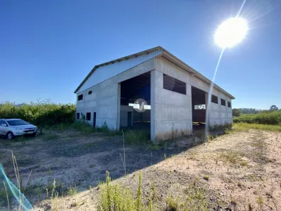 Galpão / Depósito / Armazém com 2 Quartos à venda, 1500m² no Diácono João Luiz Pozzobon, Santa Maria